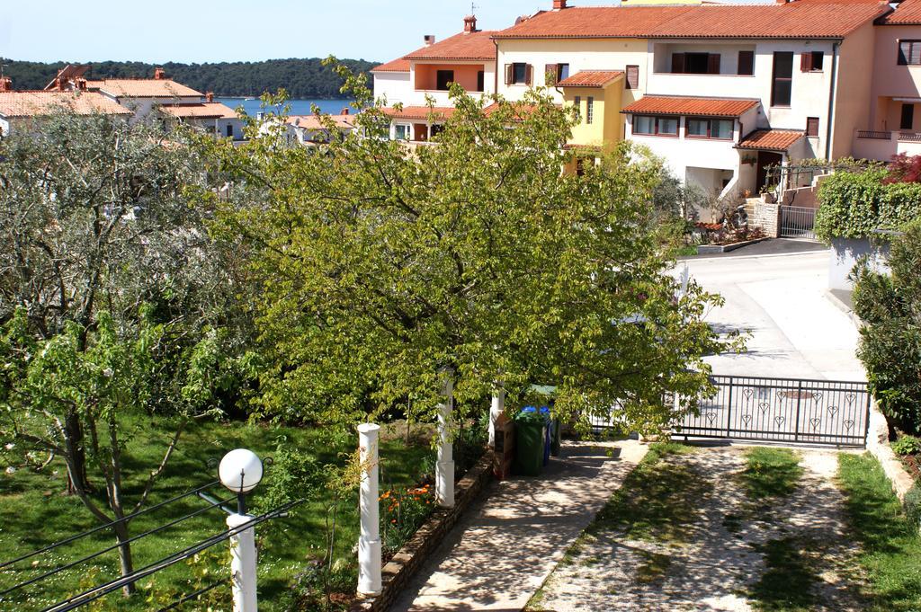 Apartments Cezar Vinkuran Zewnętrze zdjęcie