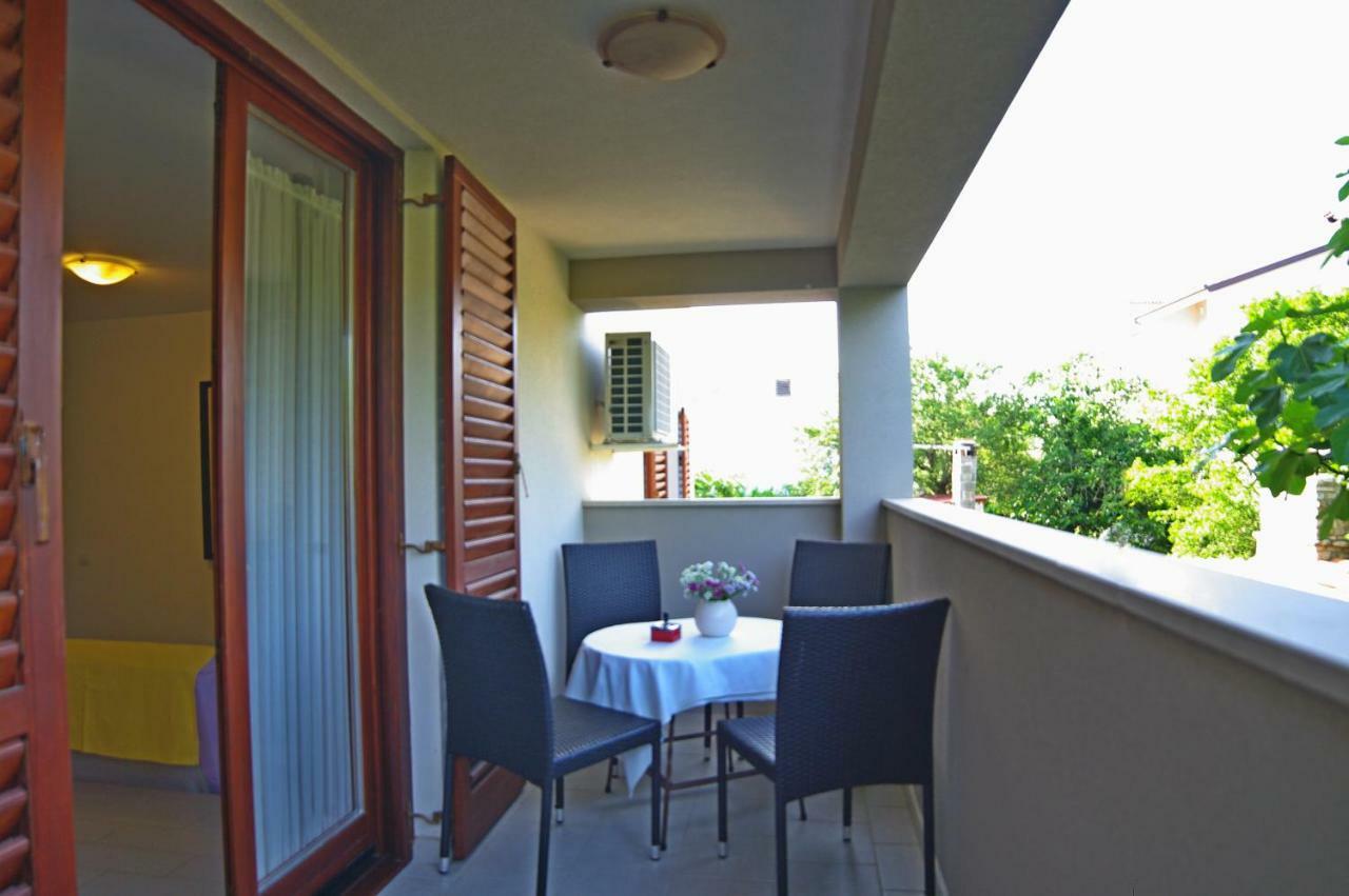 Apartments Cezar Vinkuran Zewnętrze zdjęcie