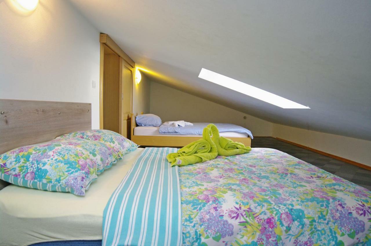 Apartments Cezar Vinkuran Zewnętrze zdjęcie